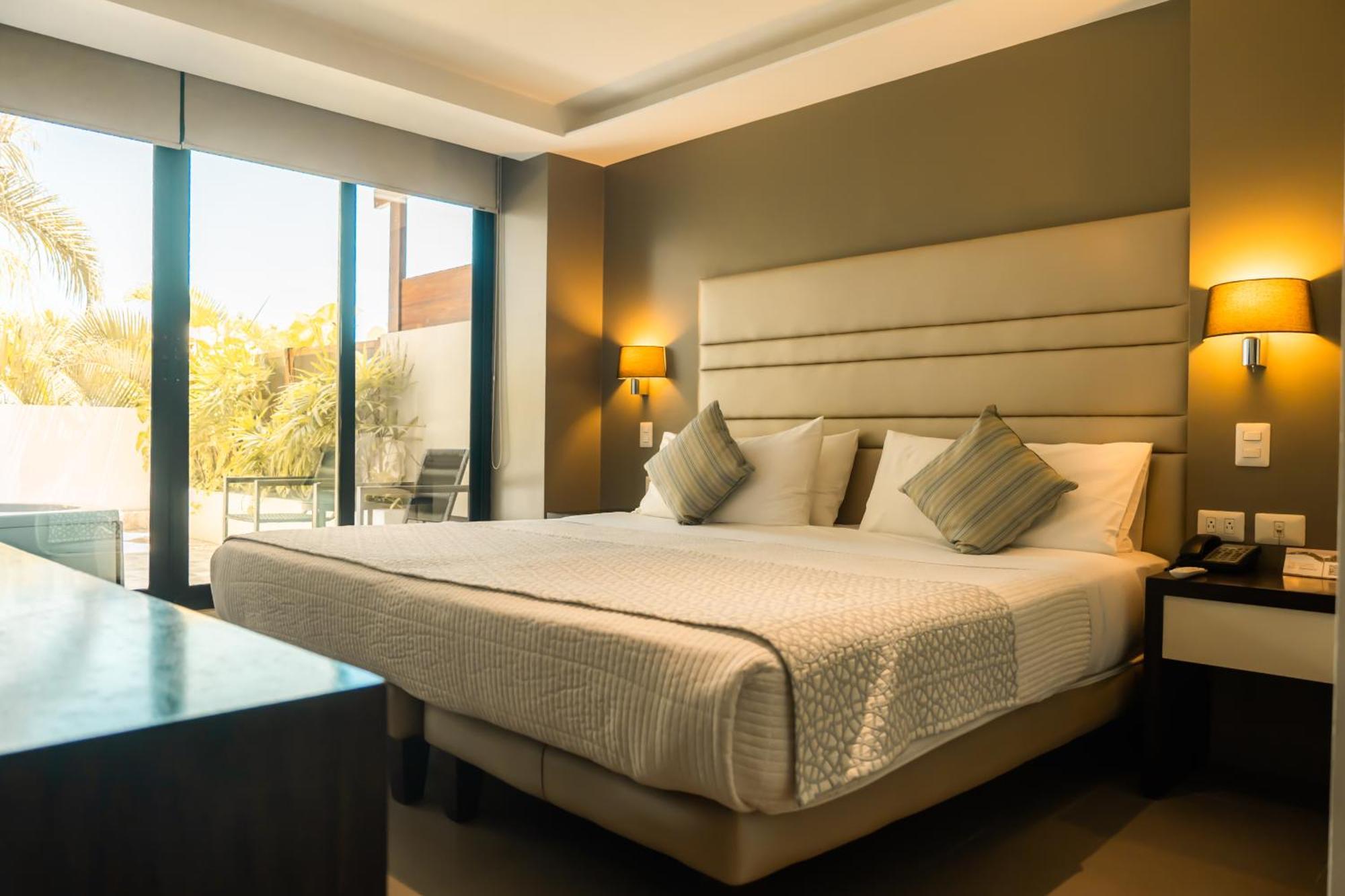 Hotel Poseidon Manta Eksteriør bilde